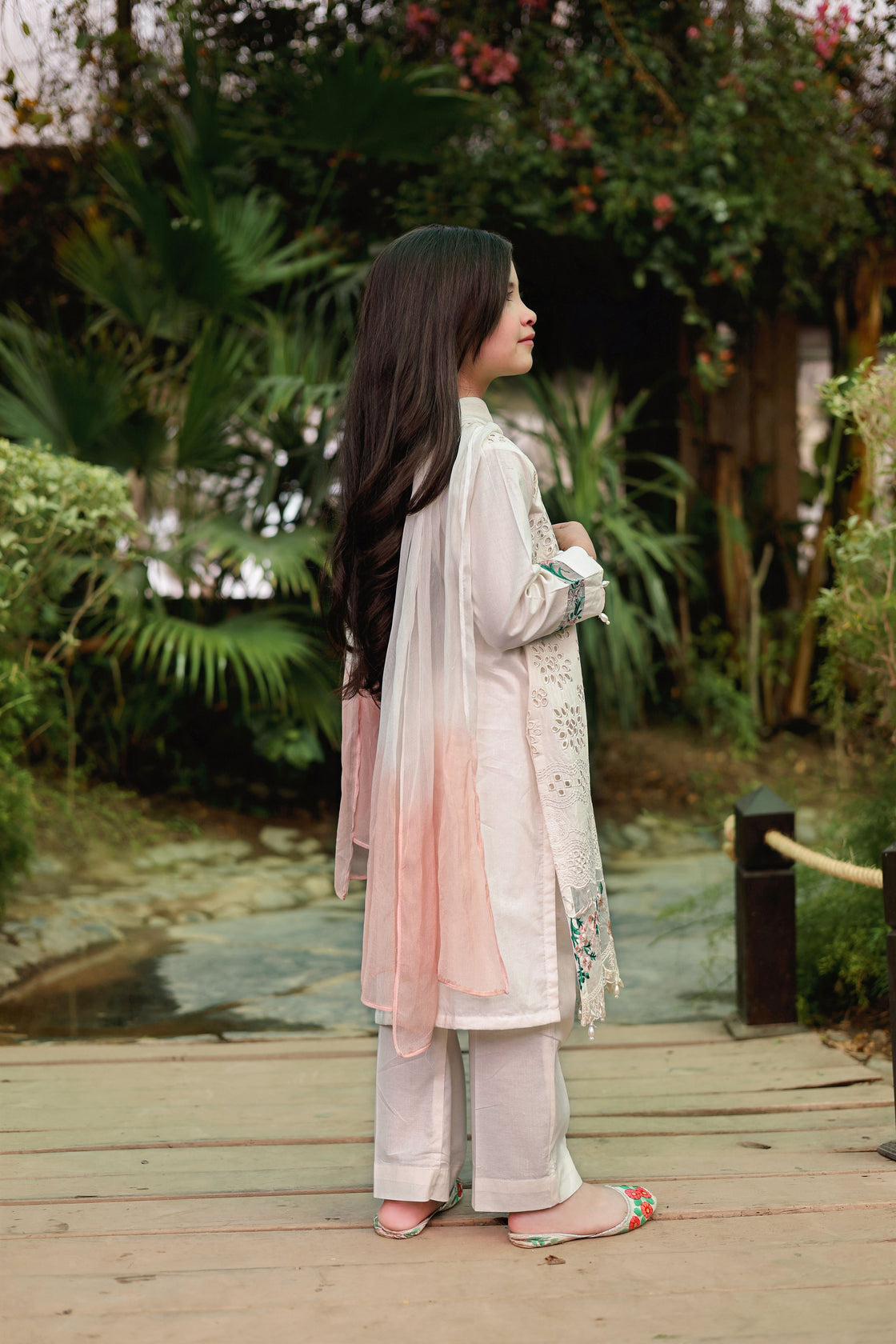 AL-806-Kids - Sherry's wardrobe