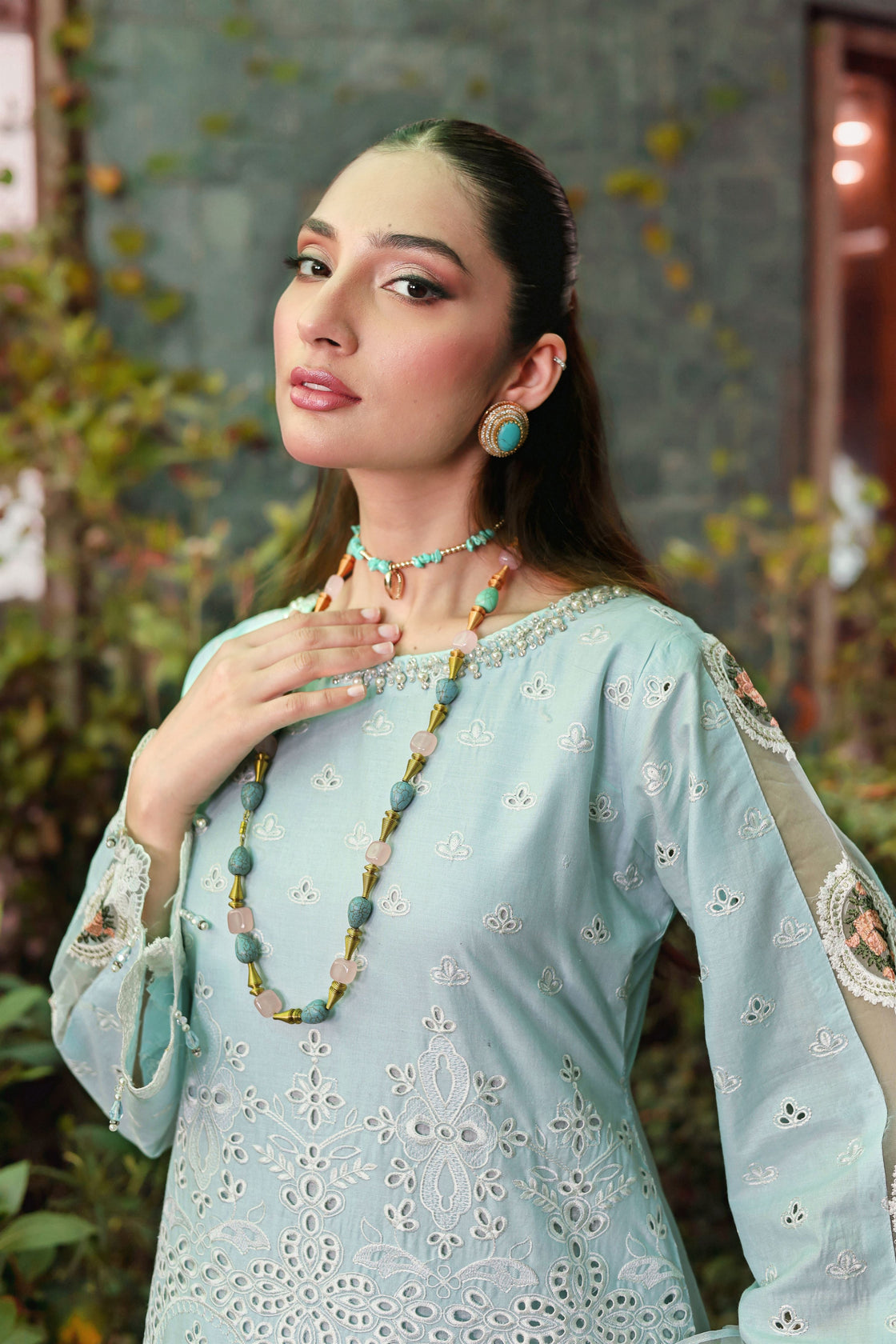 AL-805 - Sherry's wardrobe