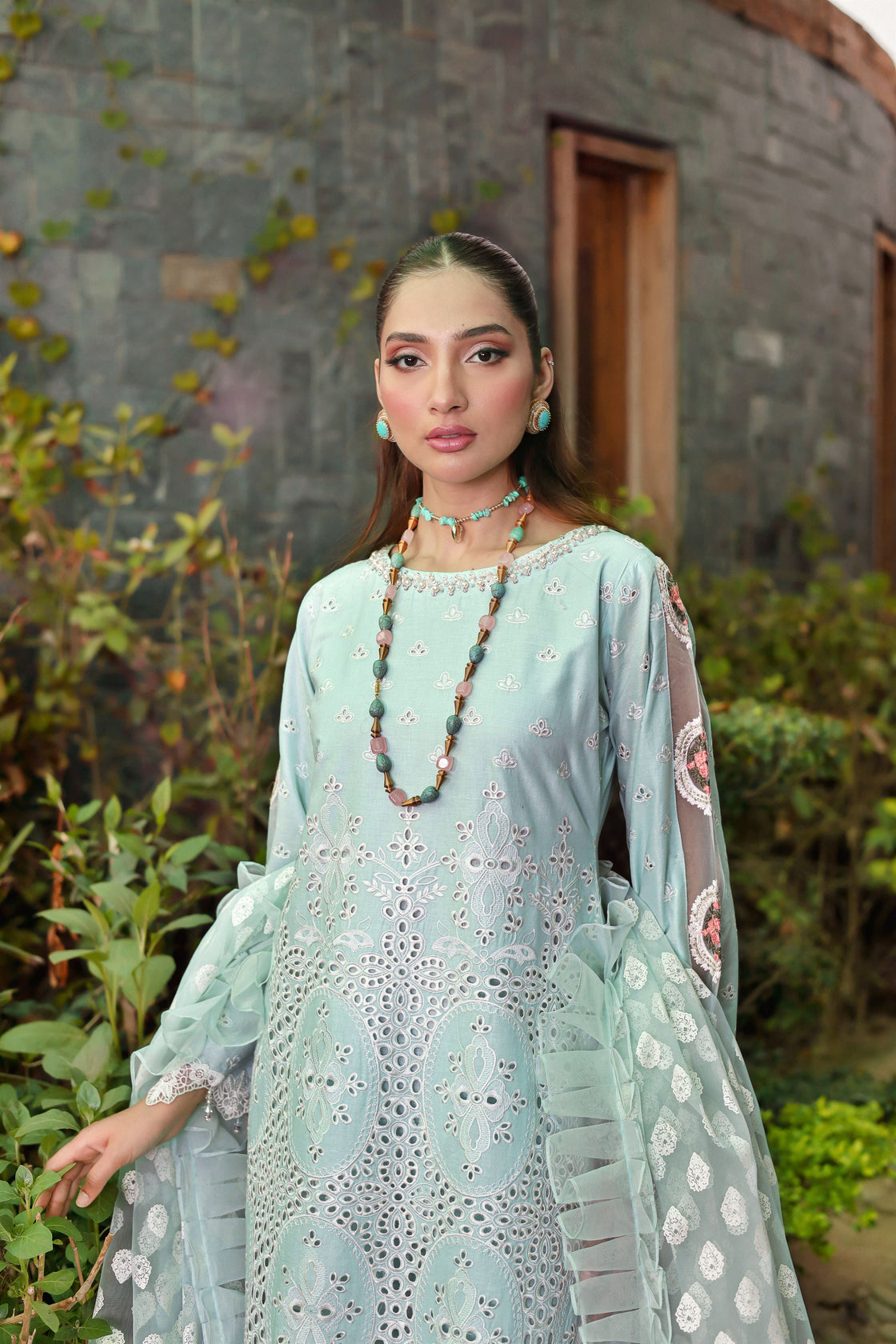 AL-805 - Sherry's wardrobe