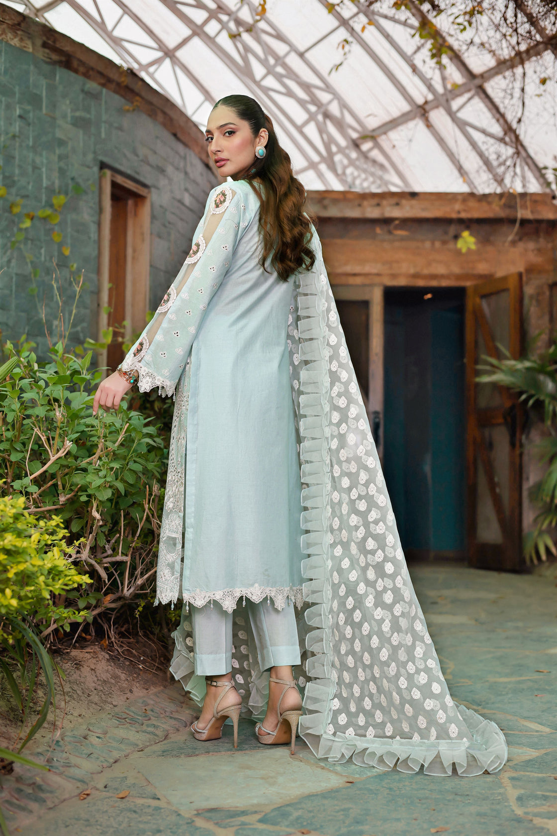 AL-805 - Sherry's wardrobe