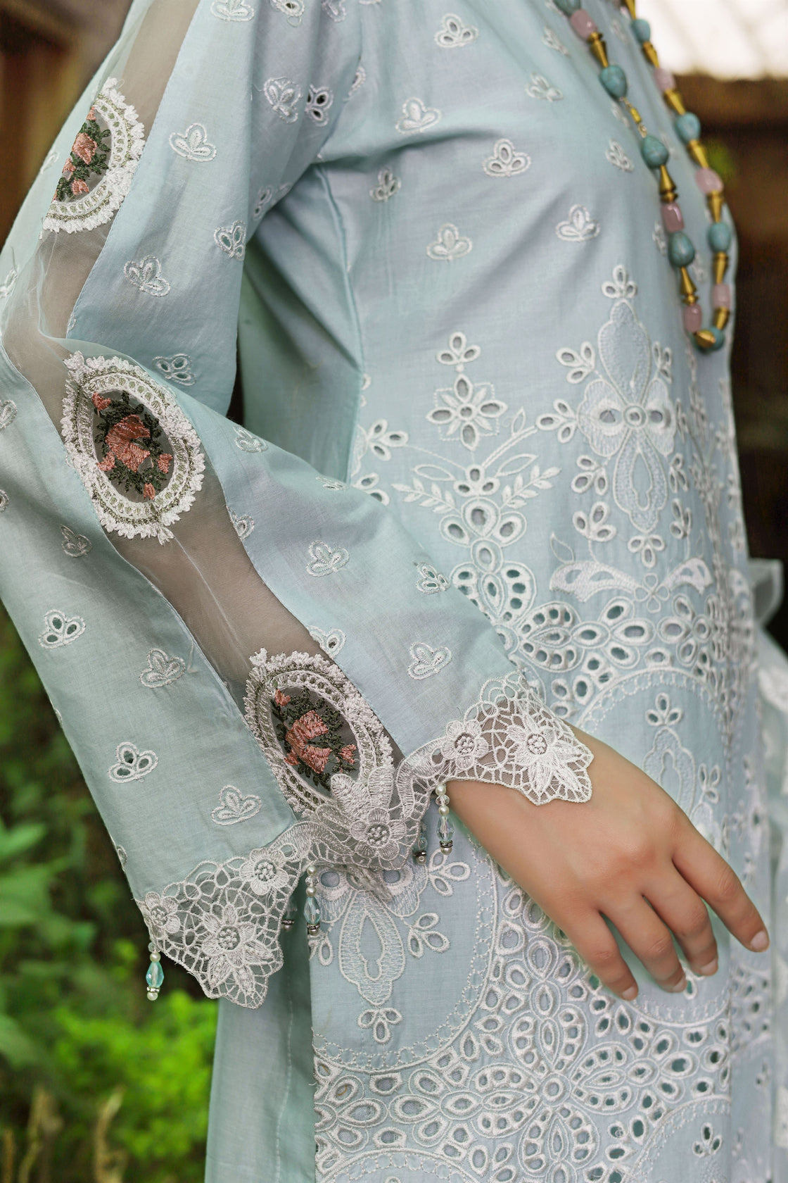 AL-805 - Sherry's wardrobe