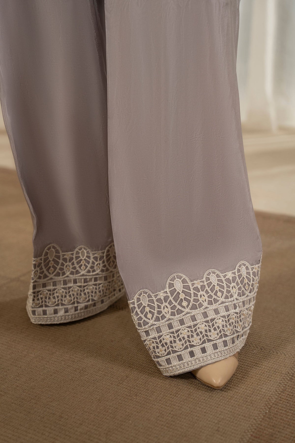 KC - F-532 - TAUPE GREY