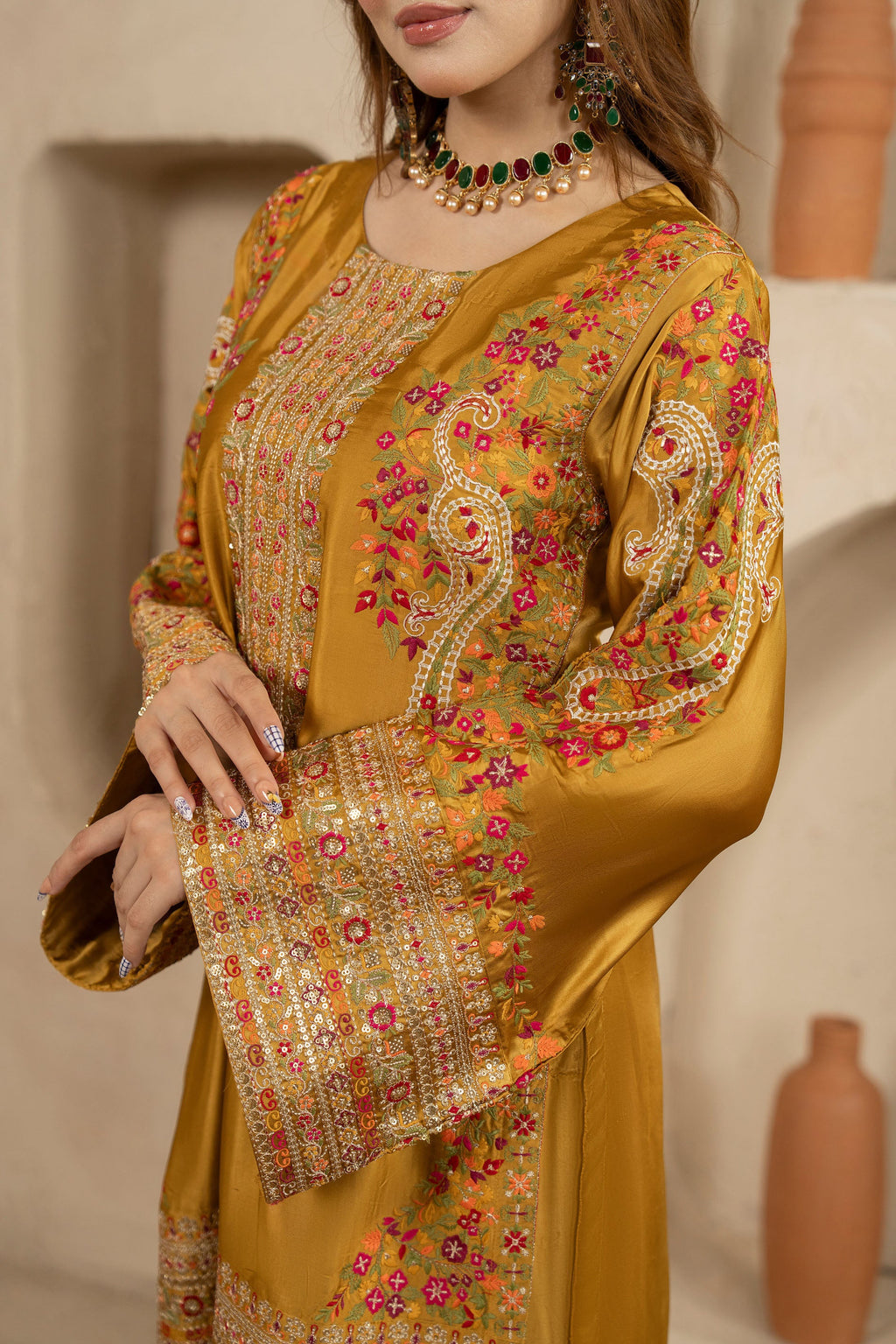 KC - F-533 - ANTIQUE MUSTARD