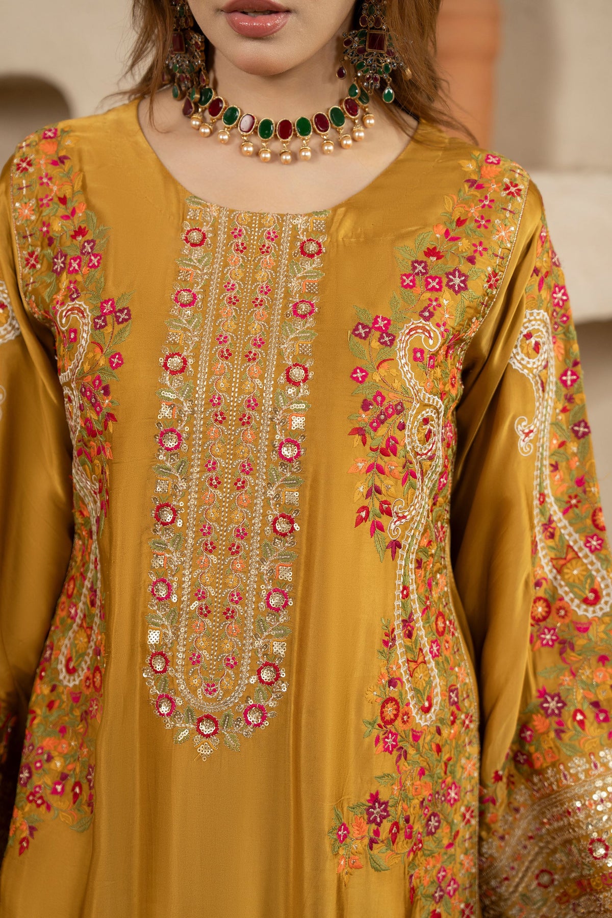 KC - F-533 - ANTIQUE MUSTARD