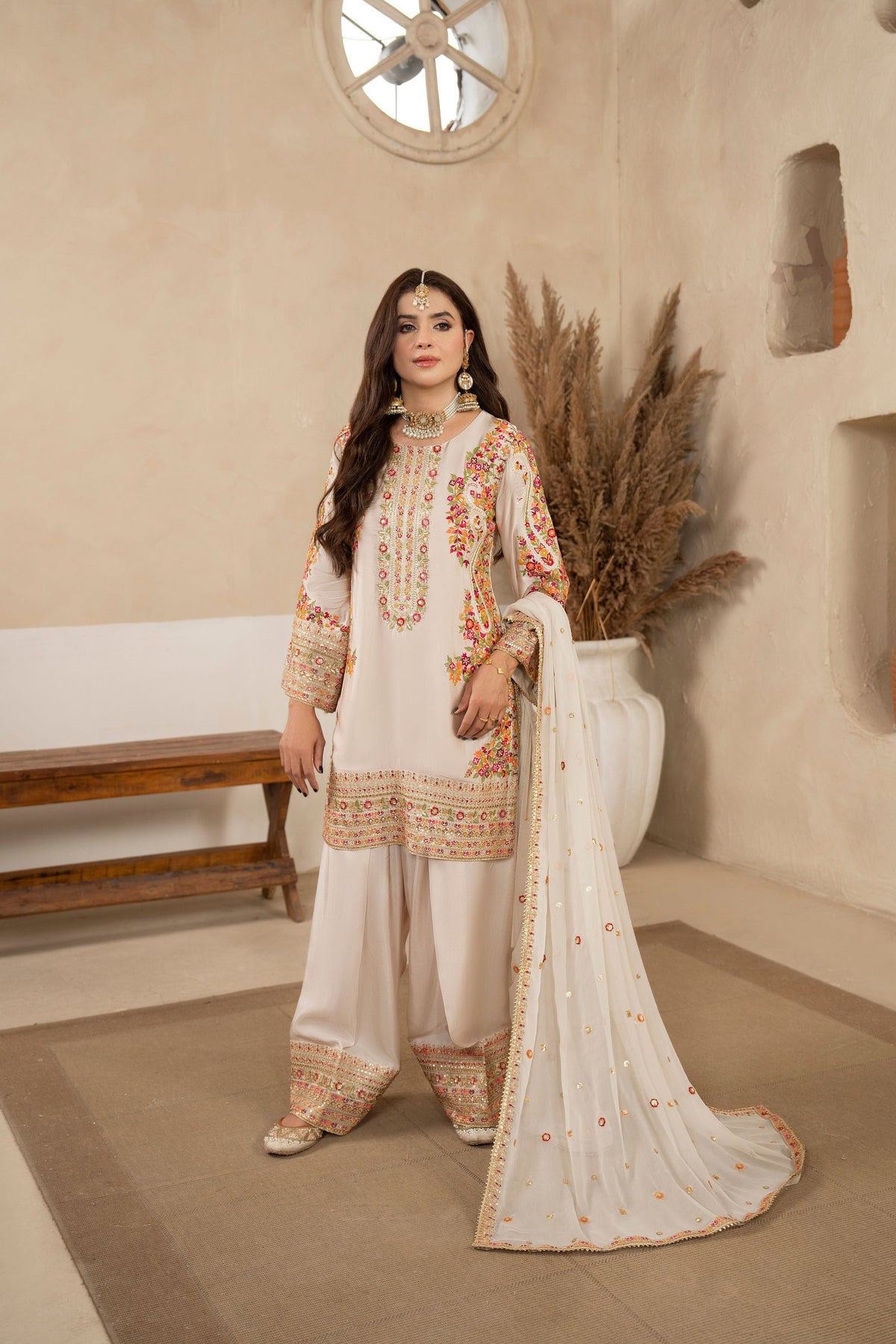 KC - F-533 - WARM IVORY