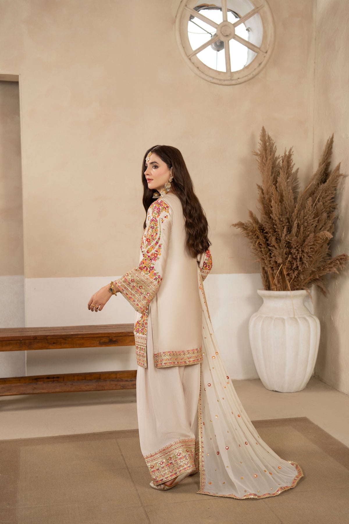 KC - F-533 - WARM IVORY