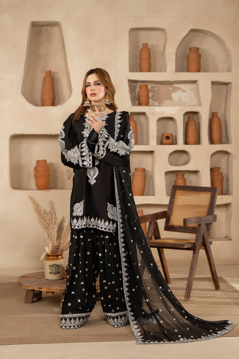 KC - F-534 - JET BLACK
