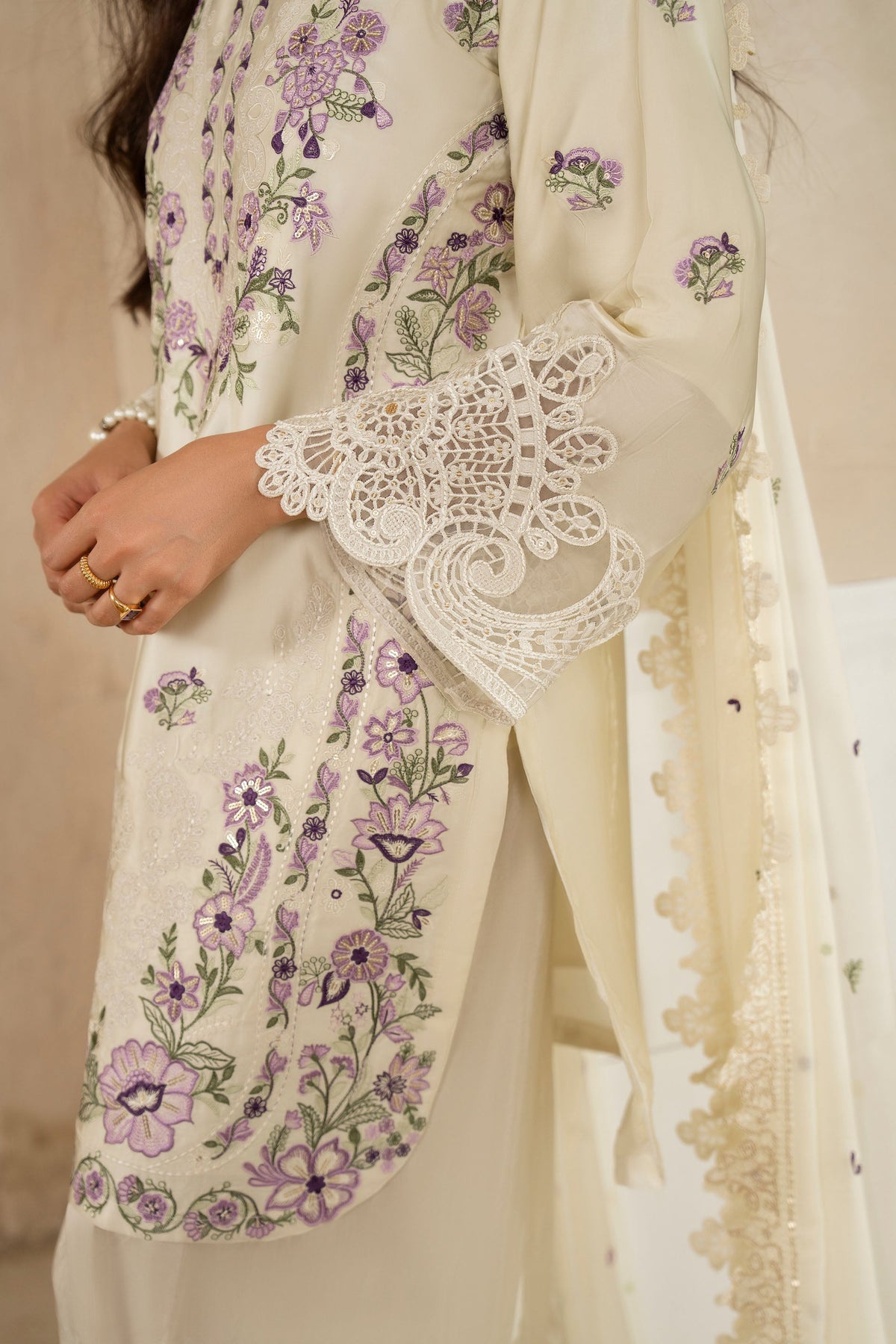 KC - 1575 - SOFT CREAM