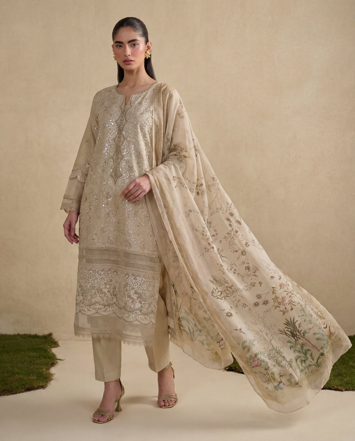Nazaakat-Lawn