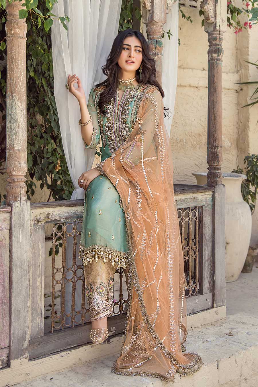 P-237 - Sherry's wardrobe