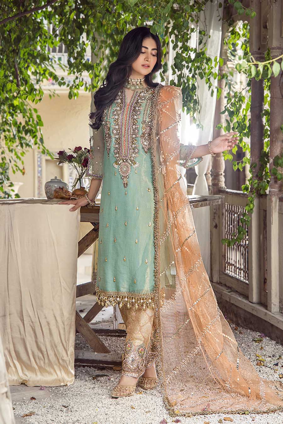P-237 - Sherry's wardrobe