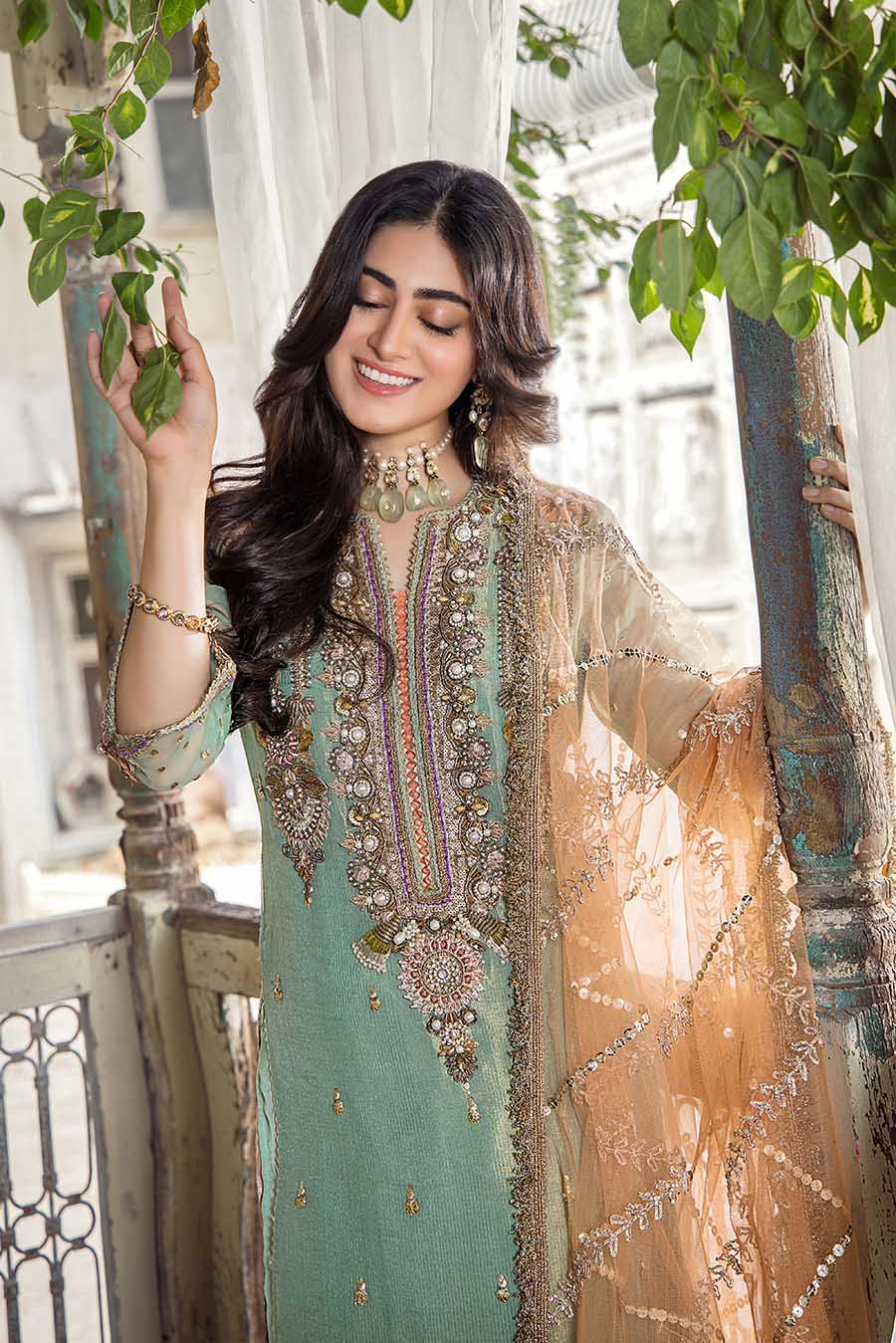 P-237 - Sherry's wardrobe
