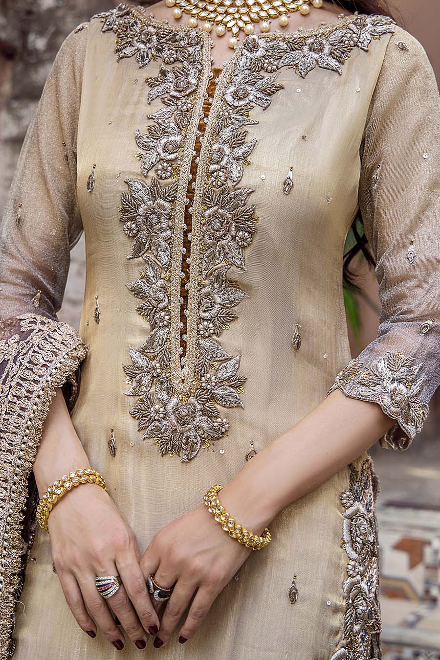 P-249 - Sherry's wardrobe