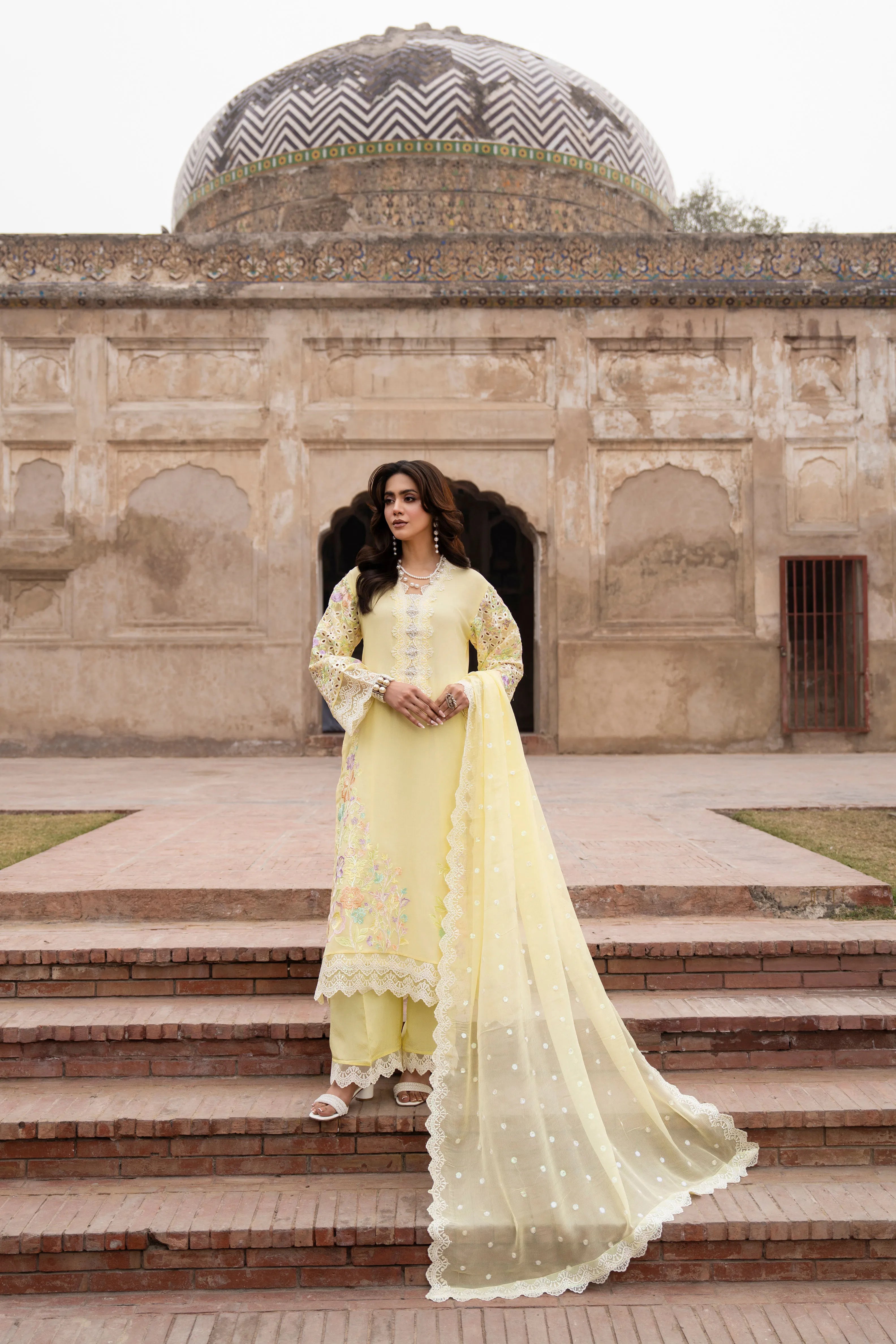 Karma-Aura-F 23-Daffodil