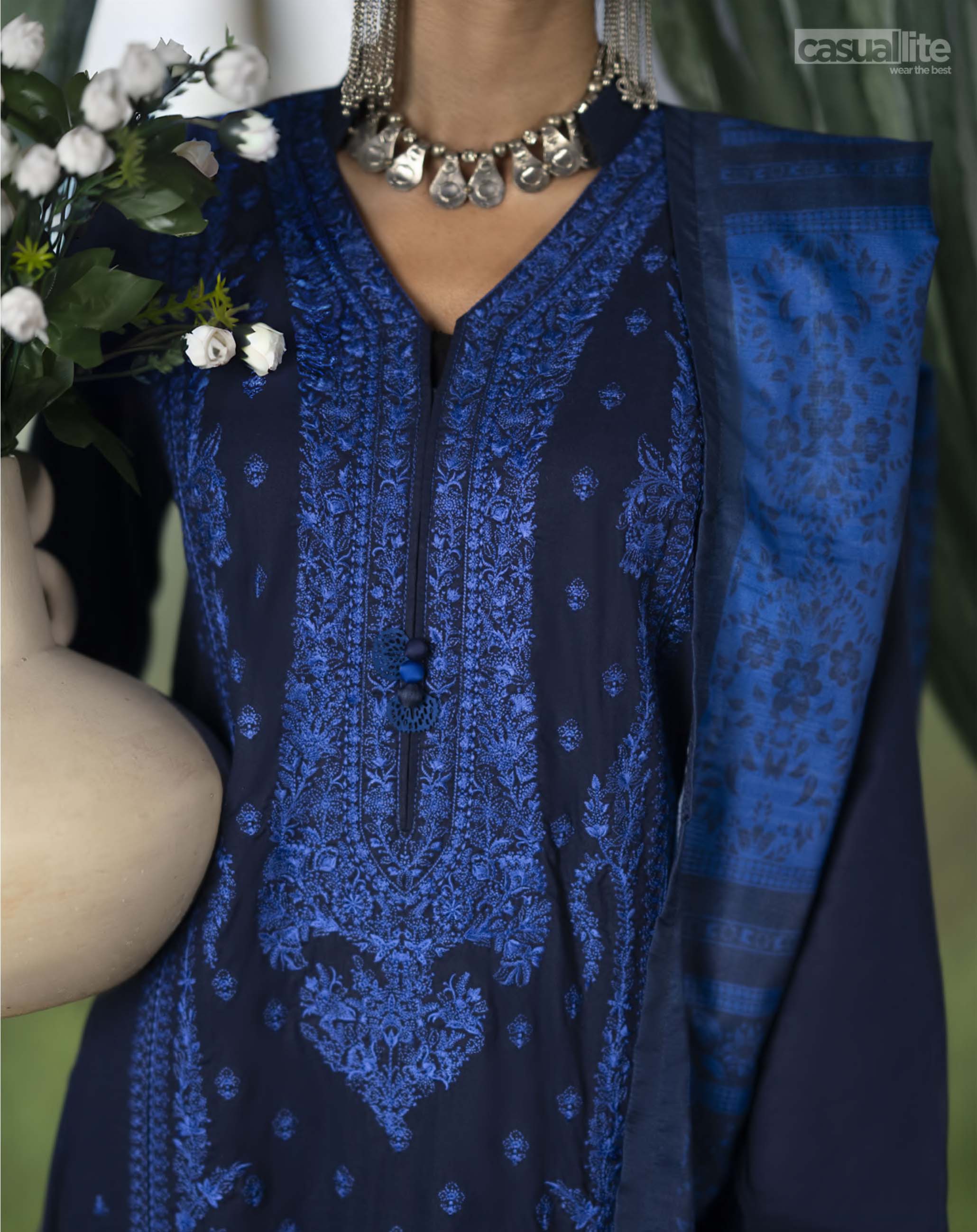 Zareen - Linen Edit
