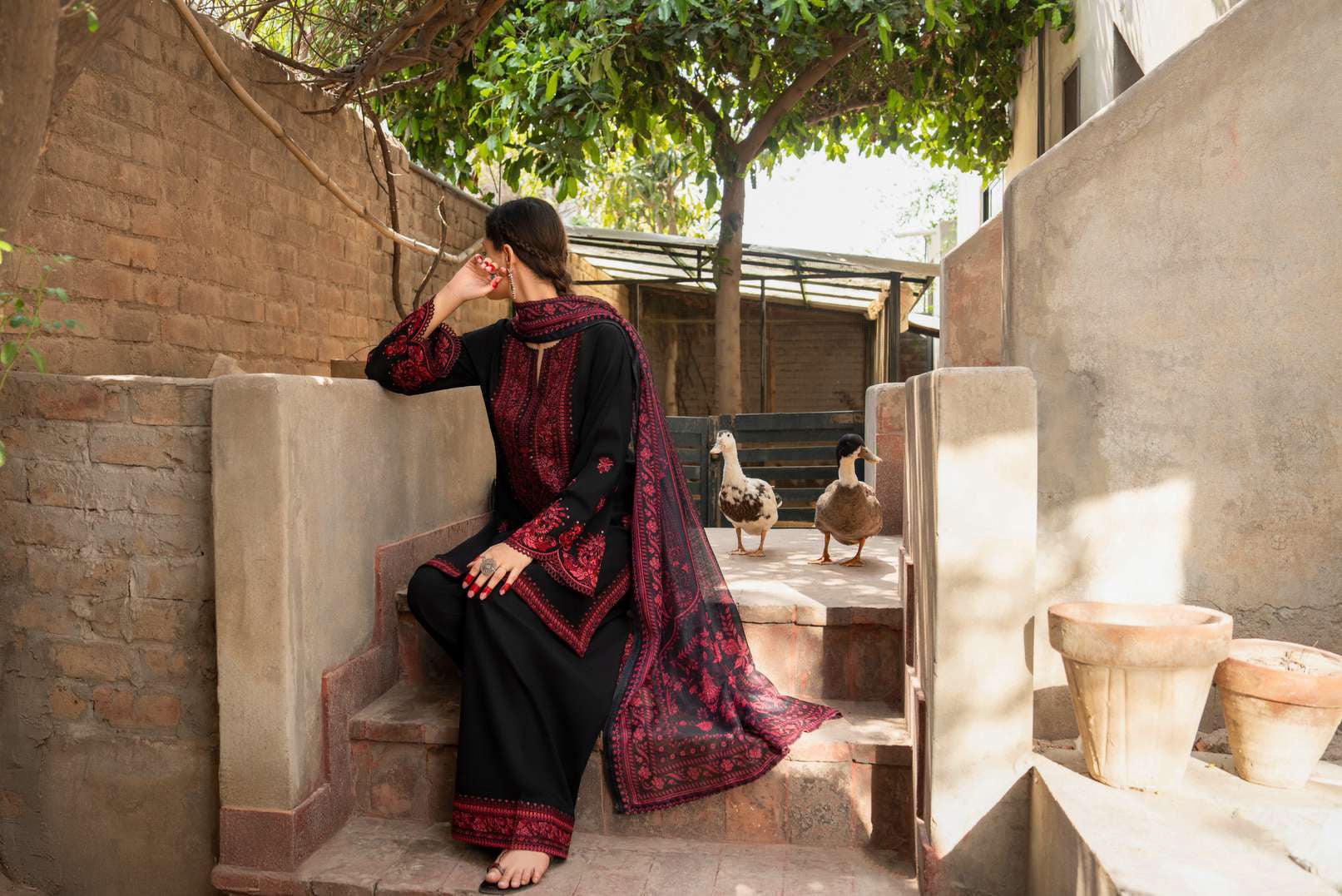 Casual Lite - Black Classic (Viscose)