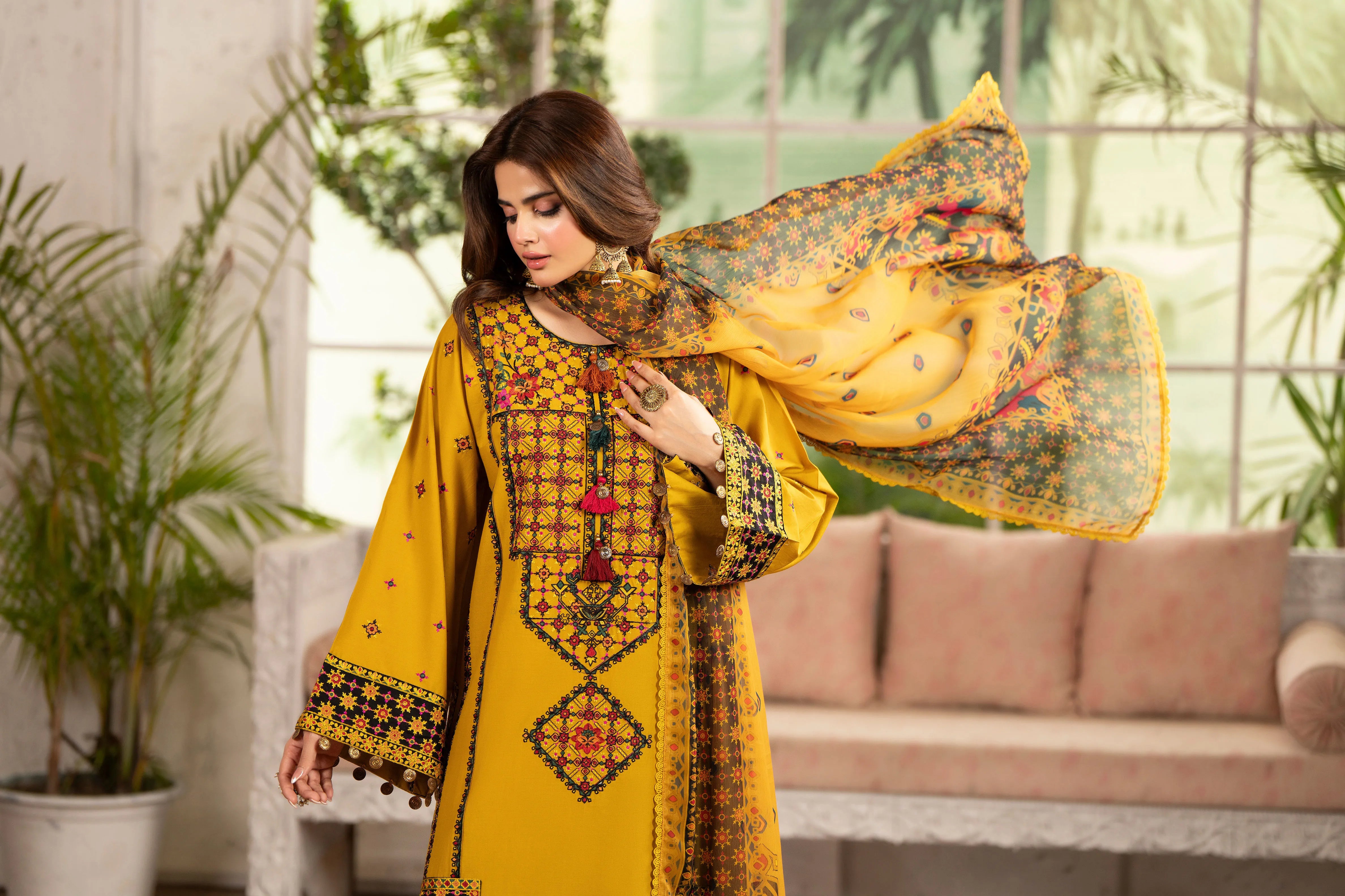 KC-1567- Saffron Folk