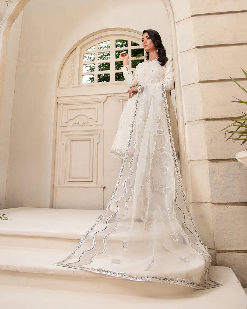 AN-32 - Sherry's wardrobe