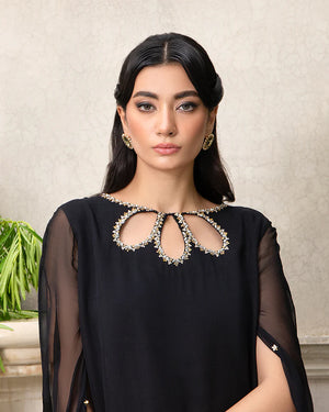 AN-38 - Sherry's wardrobe