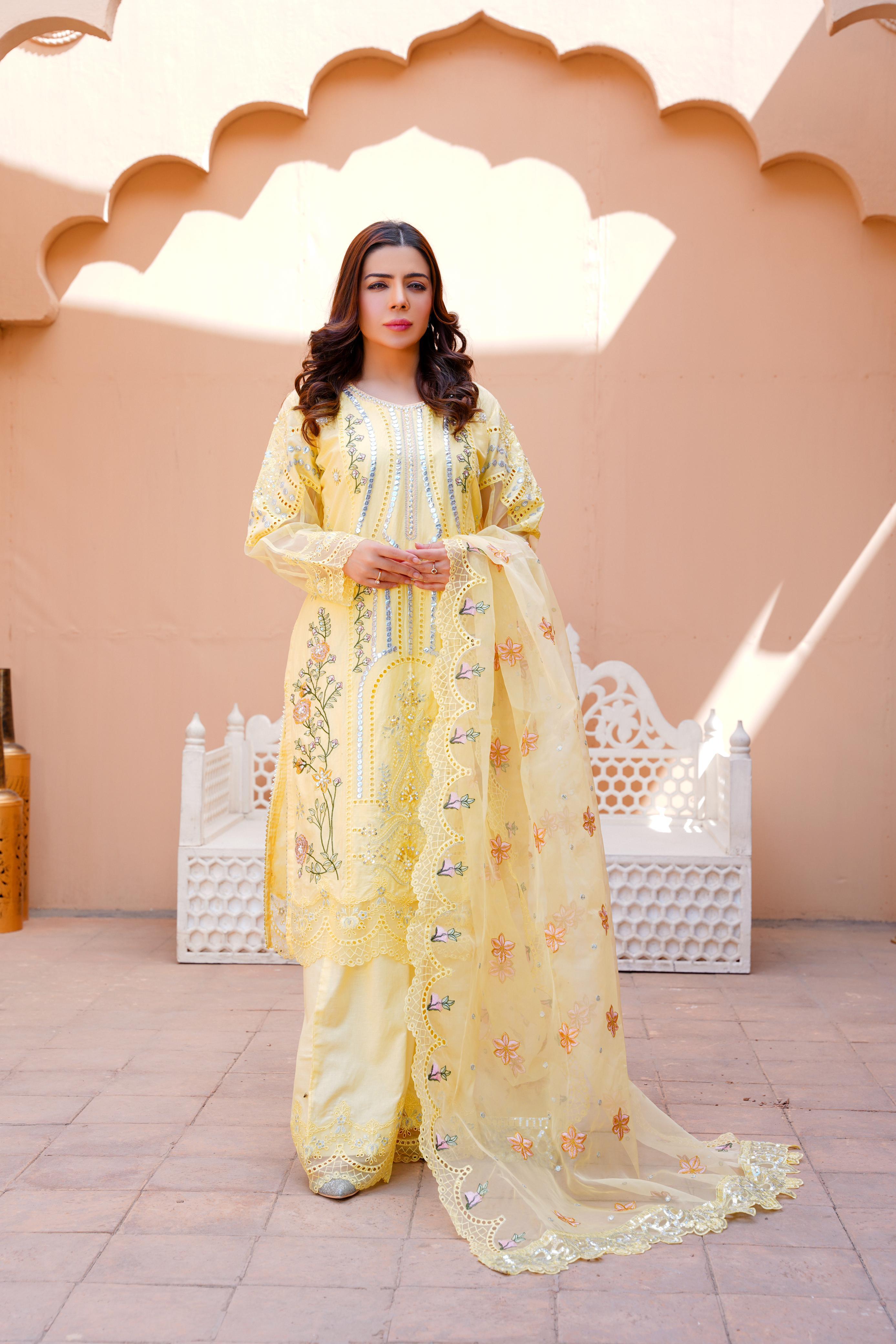 Roya - Sherry's wardrobe