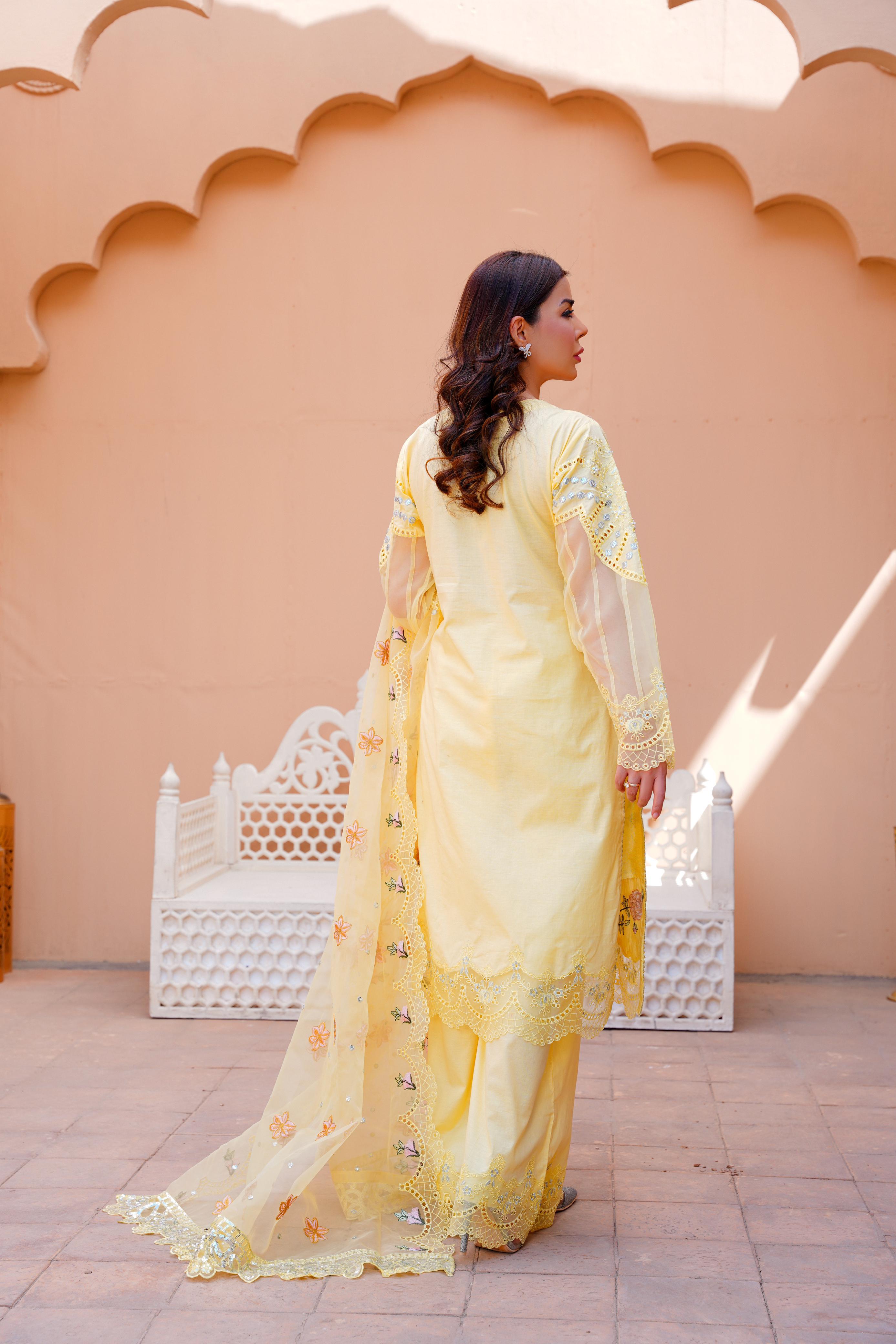 Roya - Sherry's wardrobe