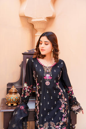 Manolia - Sherry's wardrobe