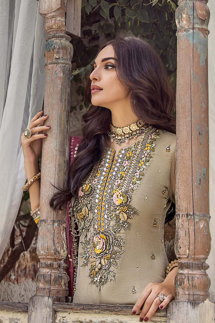 P-239 - Sherry's wardrobe