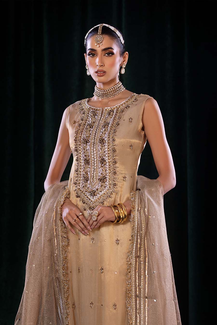 P-254 - Sherry's wardrobe