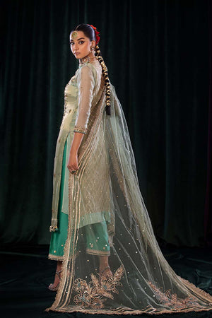 P-254 - Sherry's wardrobe