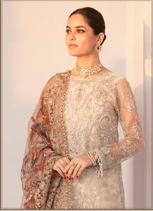 BQU-CH11-D03 - Sherry's wardrobe