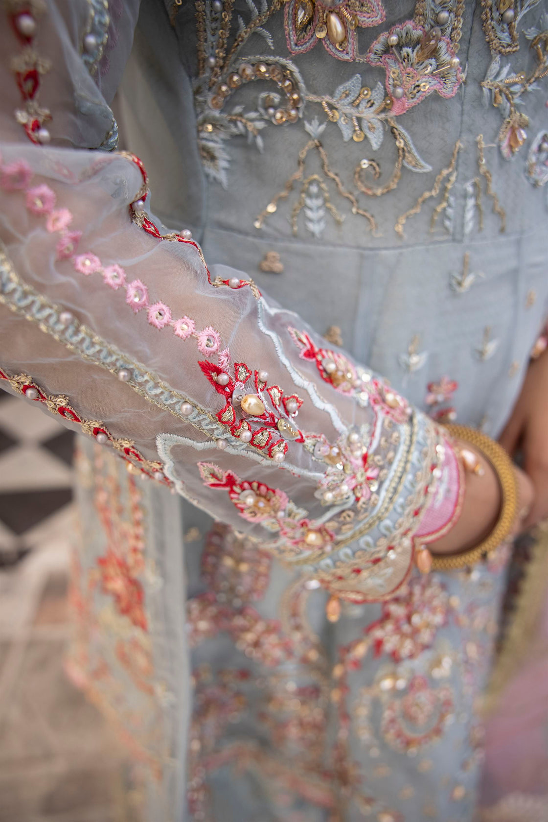 AR 65 ALLY'S dresses Buy online