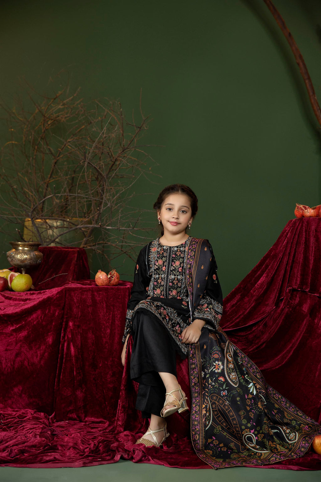 CTR-06 (Kids) - Sherry's wardrobe