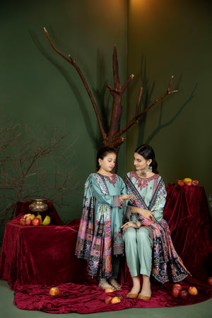 CTR-07 (Kids) - Sherry's wardrobe