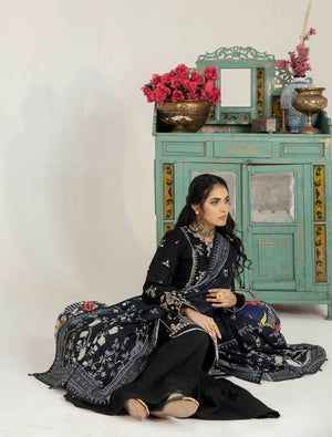 DNK-25 - Sherry's wardrobe