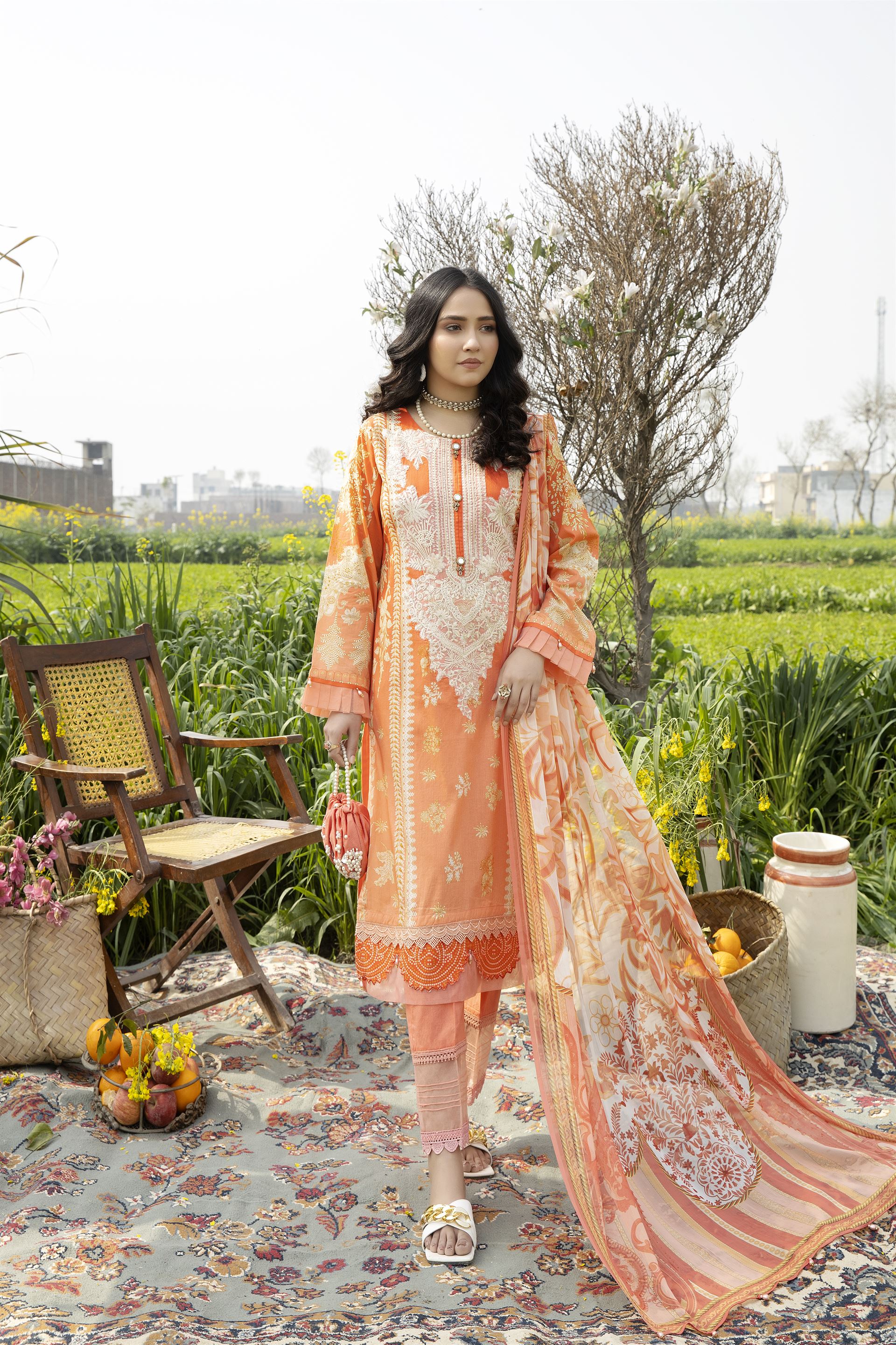 AL-511 - Sherry's wardrobe