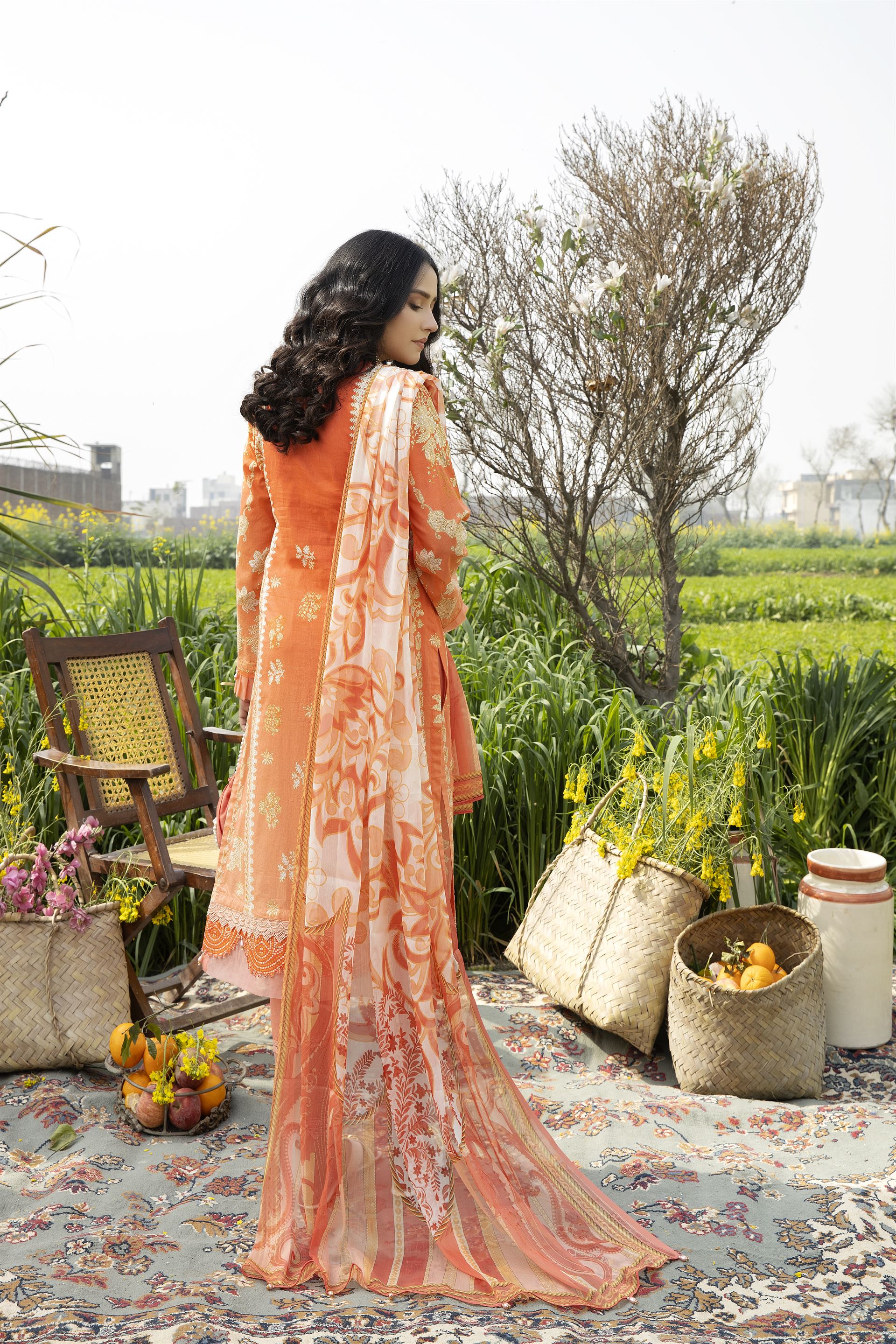 AL-511 - Sherry's wardrobe