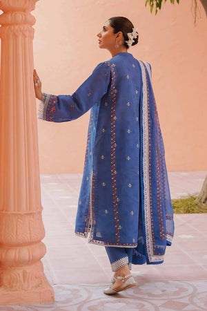 D23-15A - Sherry's wardrobe