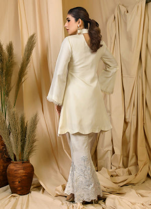 AN-19 - Sherry's wardrobe