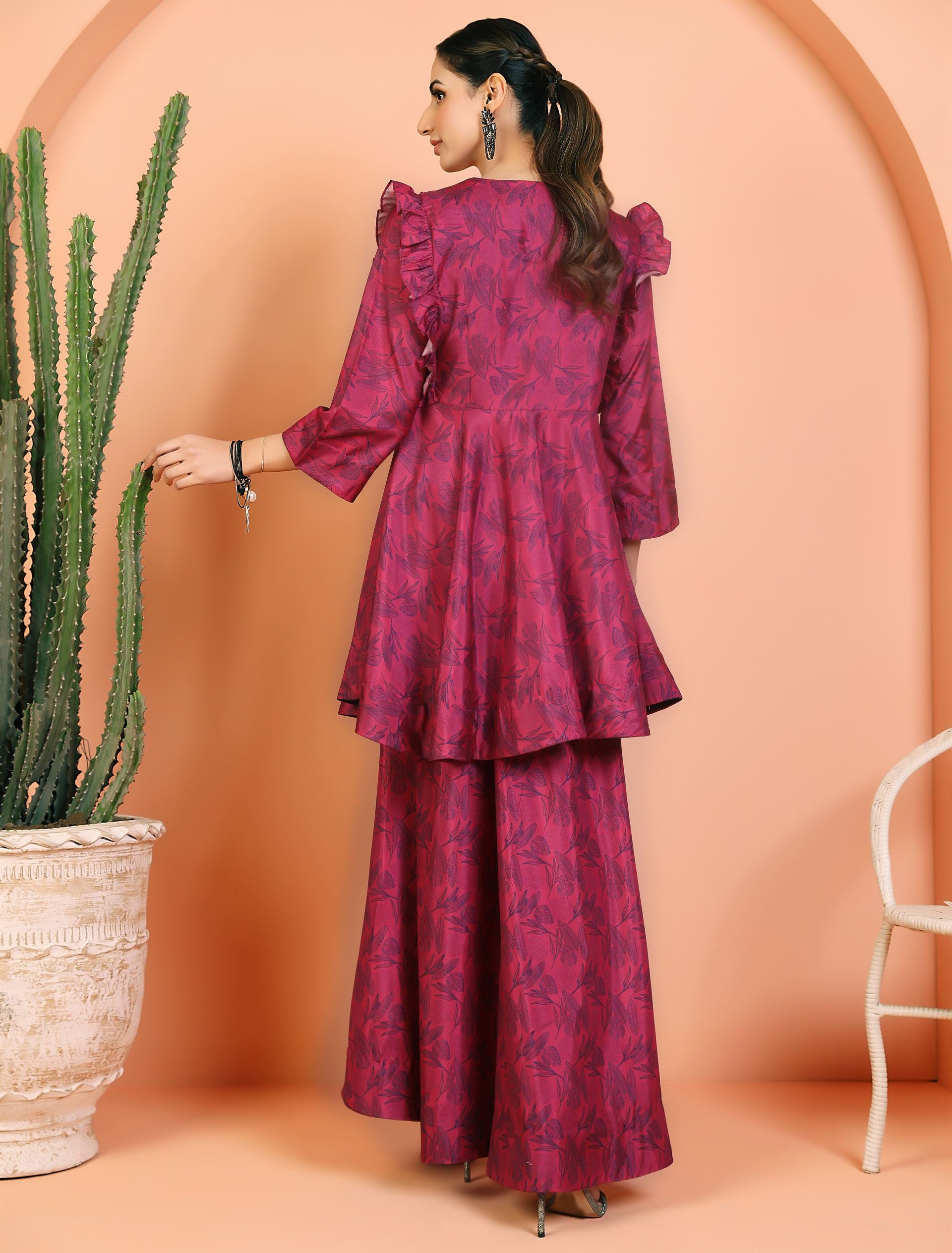 AN-08 - Sherry's wardrobe