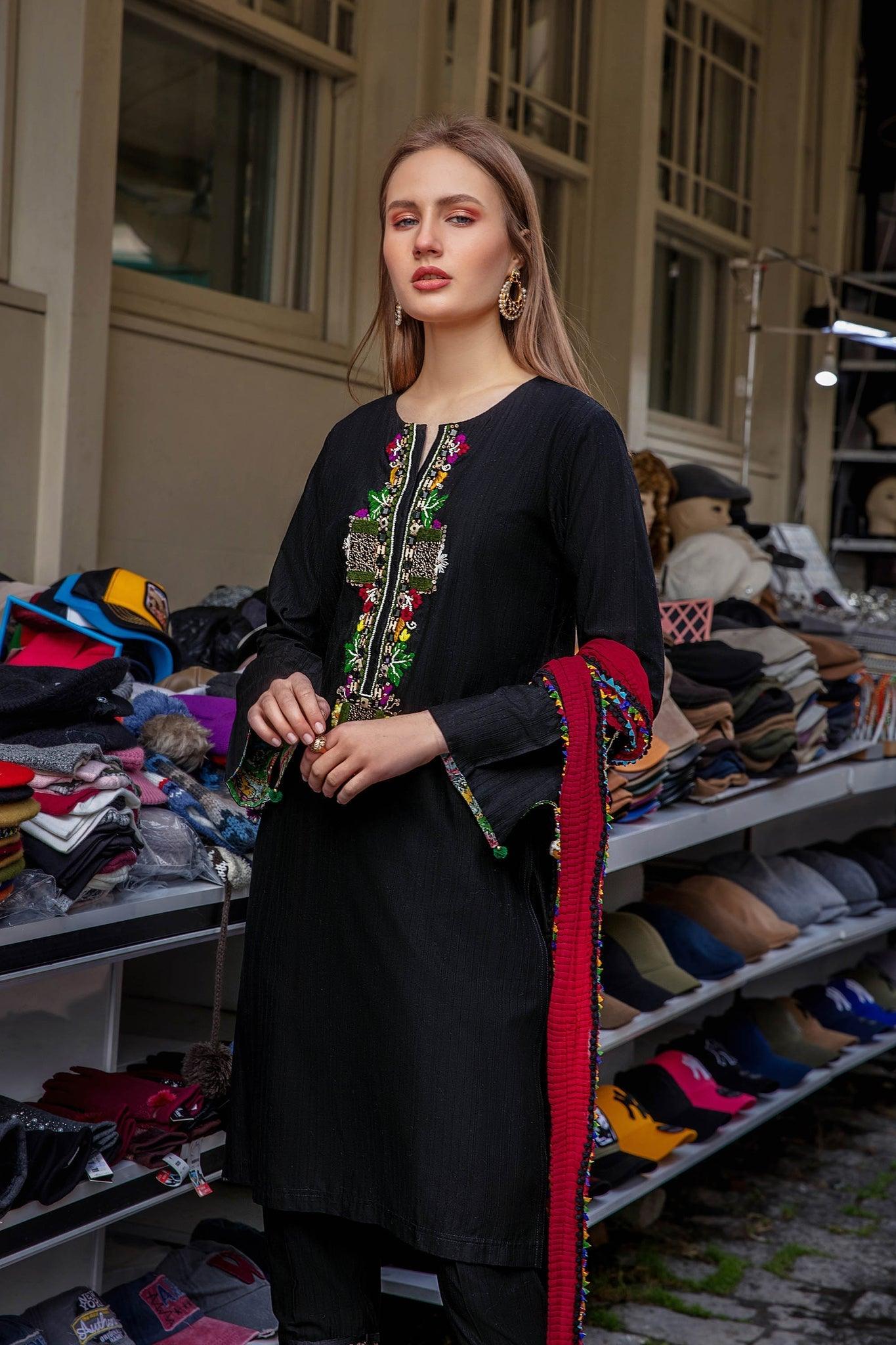 F-114 KB - Sherry's wardrobe