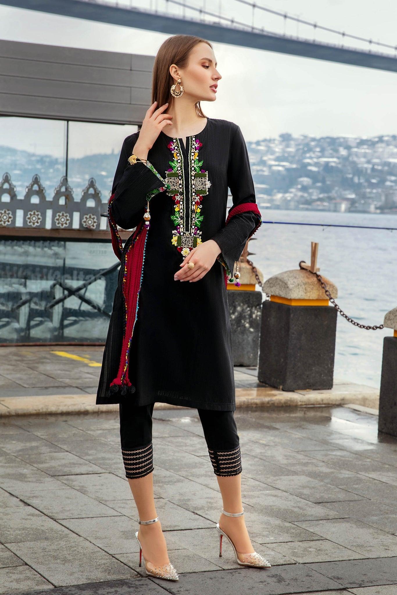 F-114 KB - Sherry's wardrobe