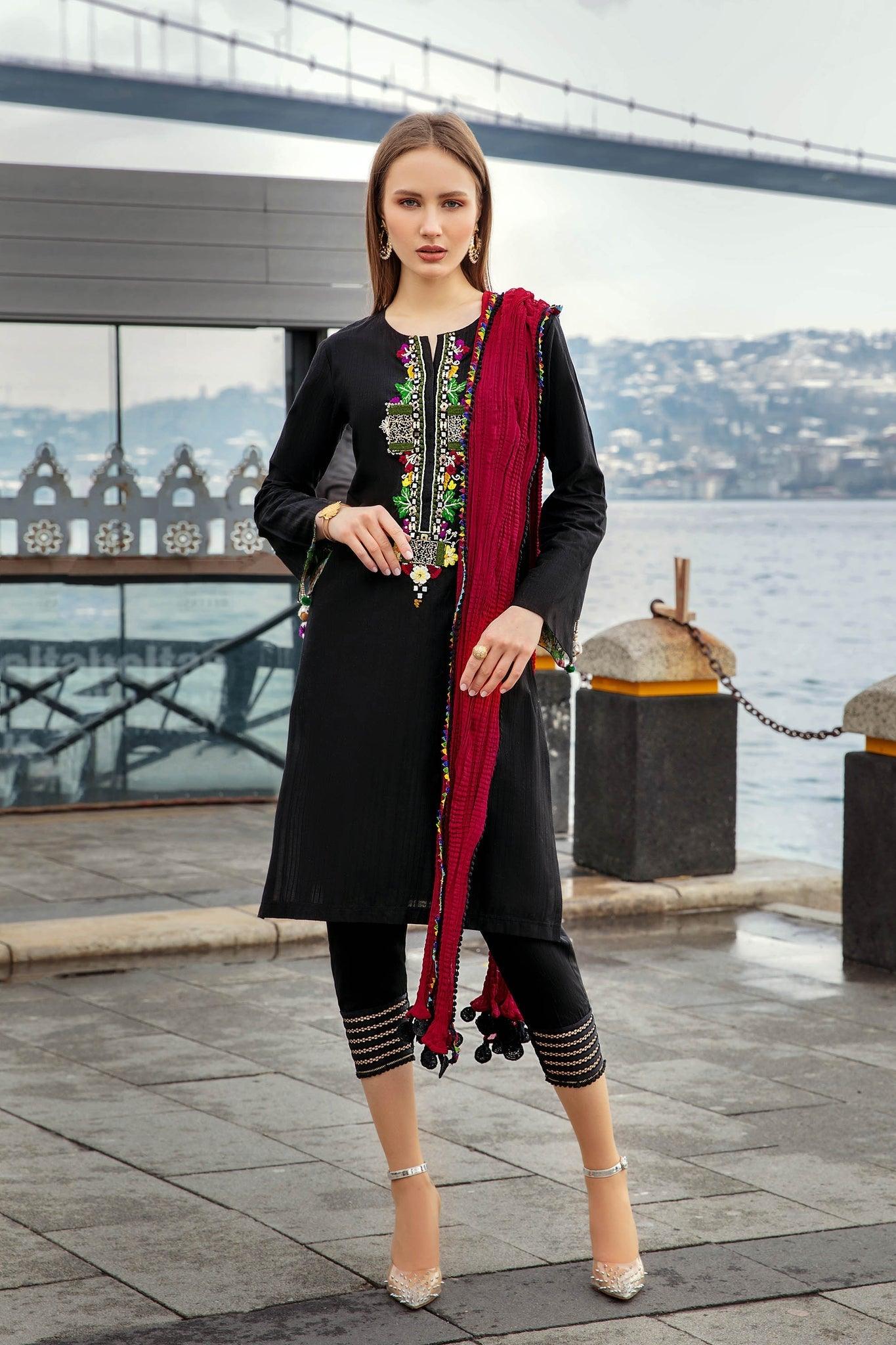 F-114 KB - Sherry's wardrobe