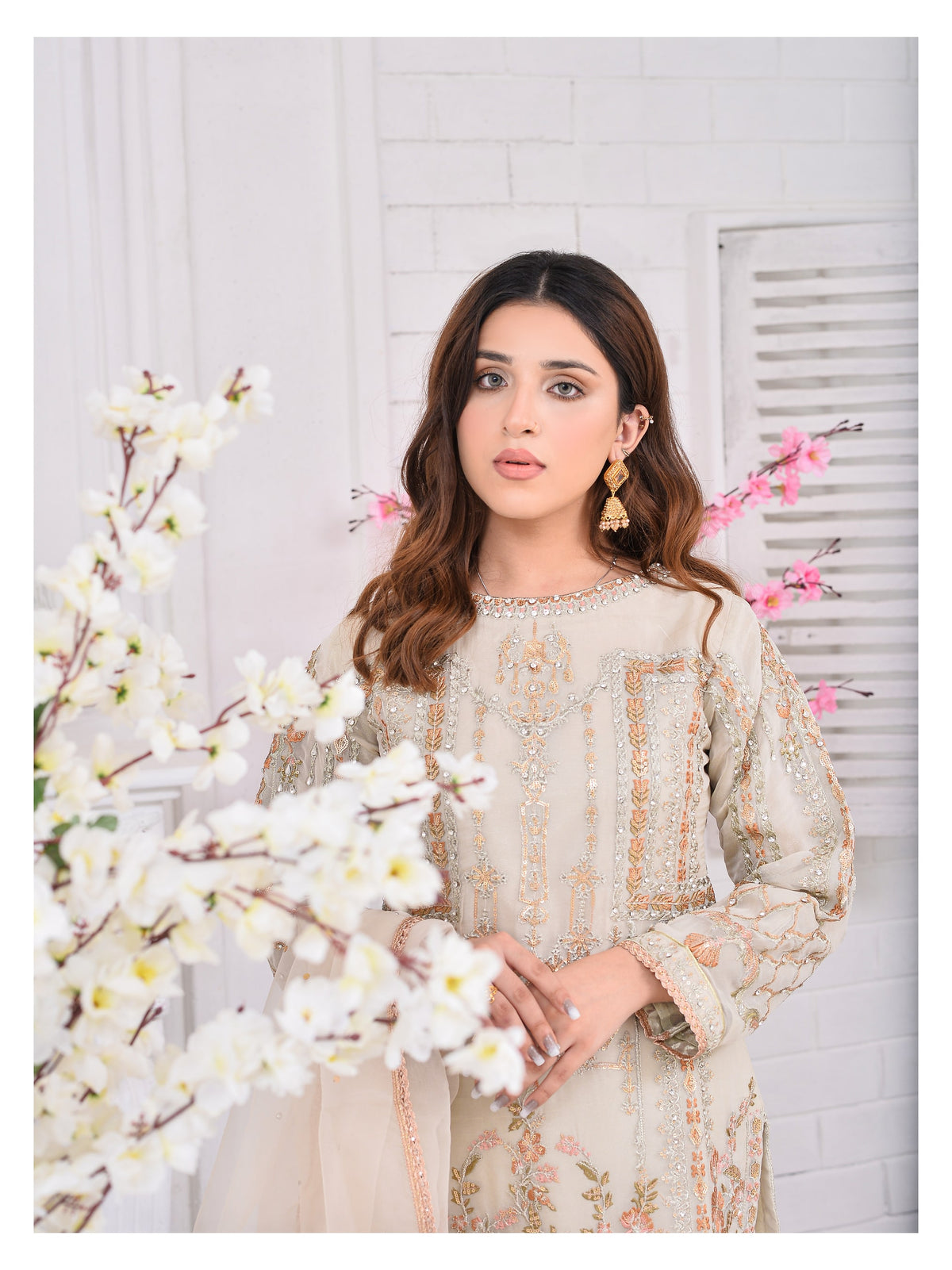 NAFEES - Sherry's wardrobe