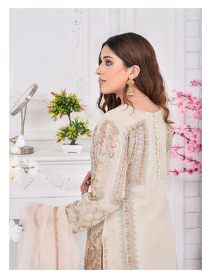 NAFEES - Sherry's wardrobe