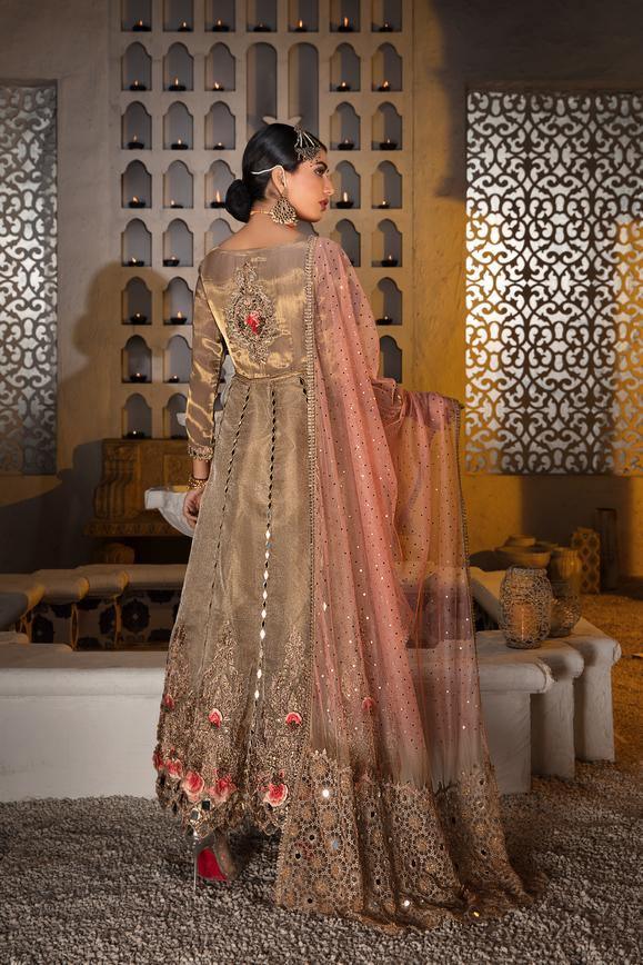 P-204 KB - Sherry's wardrobe