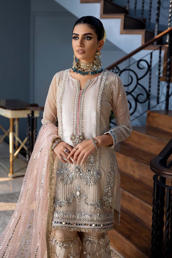 P-229 - Sherry's wardrobe