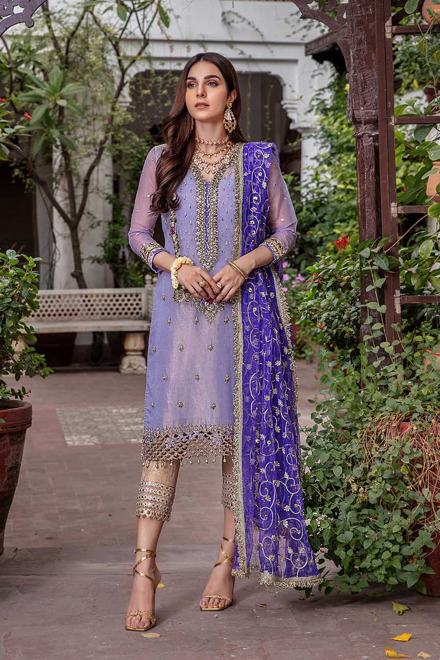 P-235 - Sherry's wardrobe