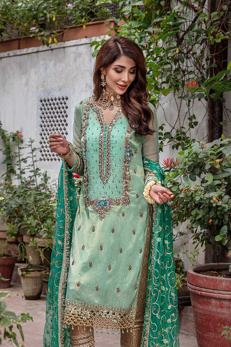 P-235 - Sherry's wardrobe