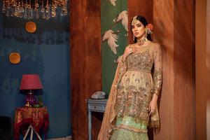 P-211 - Sherry's wardrobe